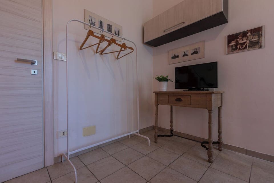 Apartment, 2 Bedrooms | Iron/ironing board, free WiFi