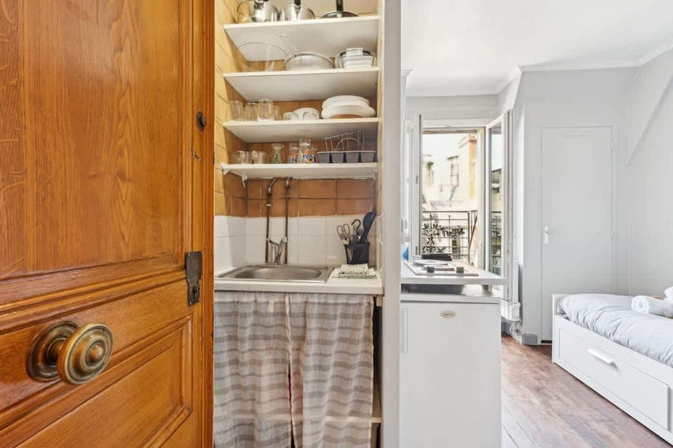 Studio | Private kitchenette