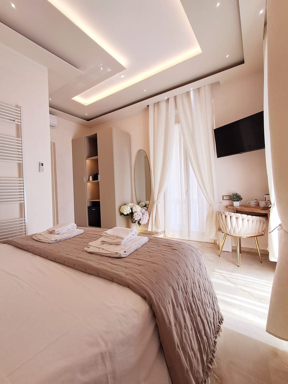 Luxury Double Room, Balcony, City View | Down comforters, memory foam beds, free WiFi, bed sheets