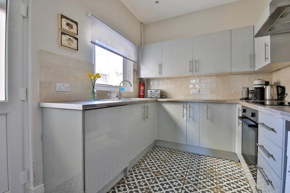 House (Neath Valley – Family Haven near Wa) | Private kitchen