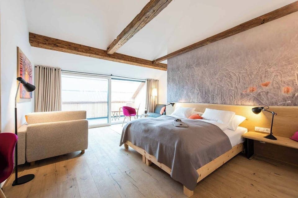 Junior Suite, Courtyard View | In-room safe, blackout drapes, free WiFi