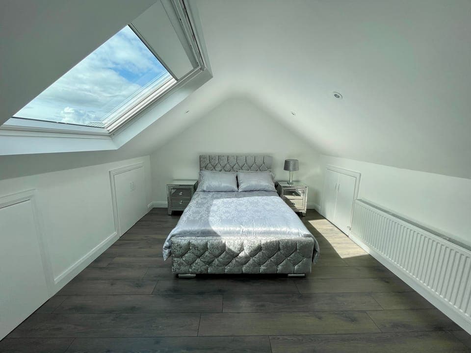 1 bedroom, free WiFi, bed sheets