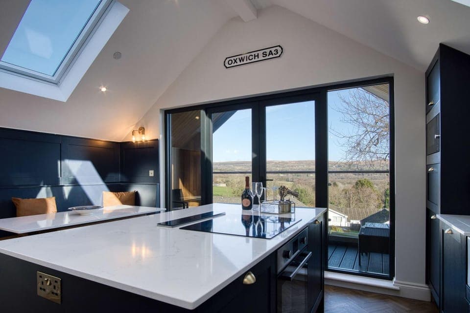 Microwave, oven, highchair