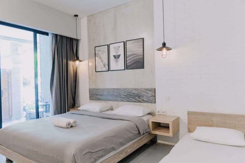 Superior Triple Room | In-room safe, desk, free WiFi