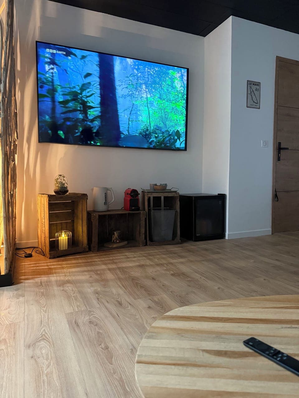 Deluxe Double Room | Television