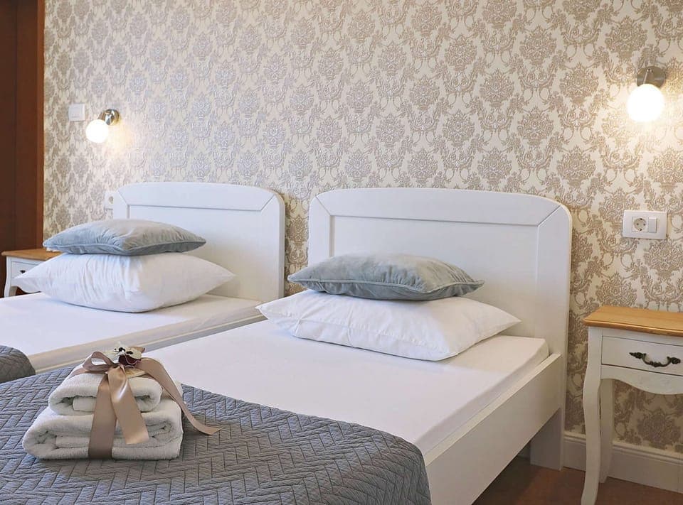 Villa (Six Bedroom Villa With Heated Pool) | 4 bedrooms, cribs/infant beds