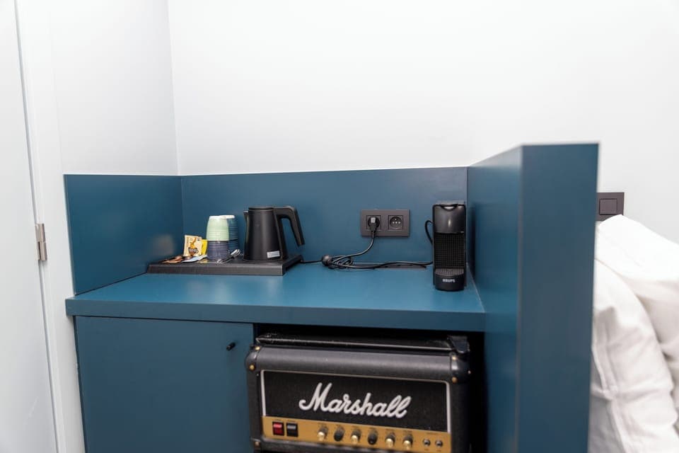 Family Room | In-room safe, free WiFi