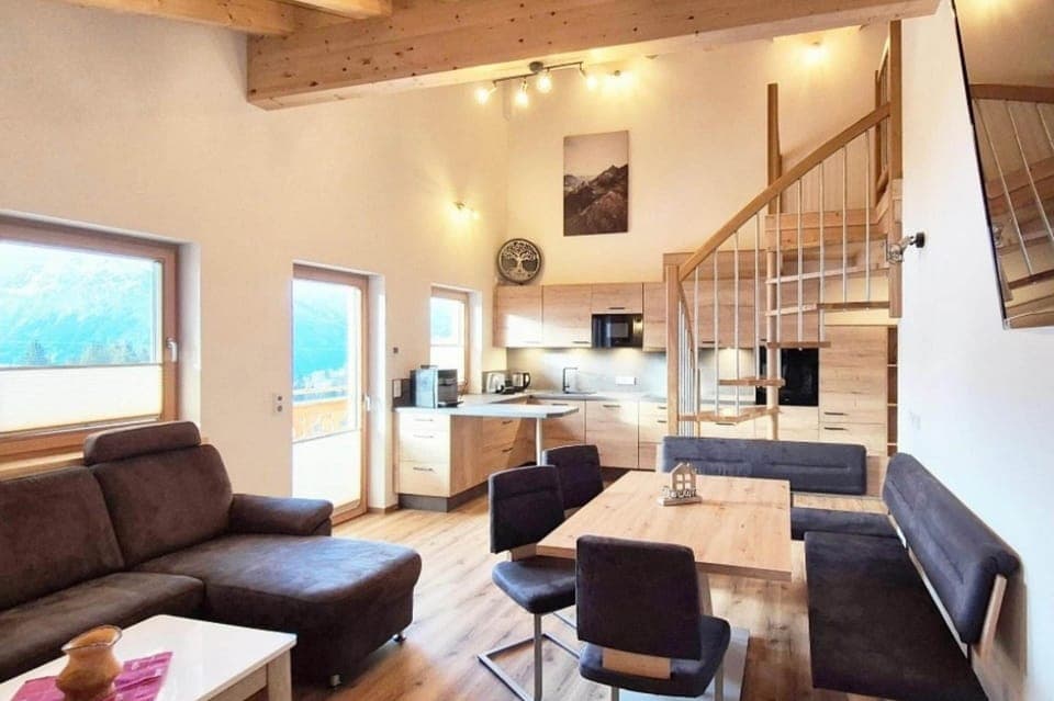 Apartment | Living room