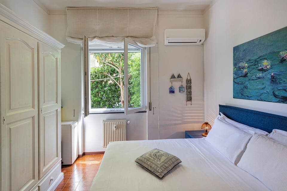 Apartment, 2 Bedrooms | Iron/ironing board