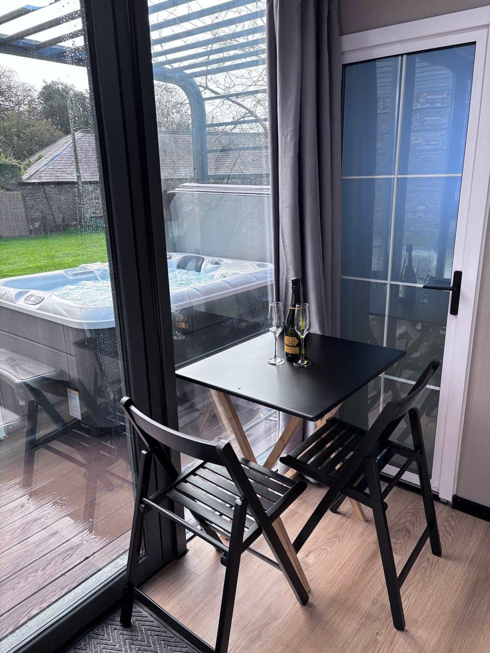 Studio | 1 bedroom, Internet