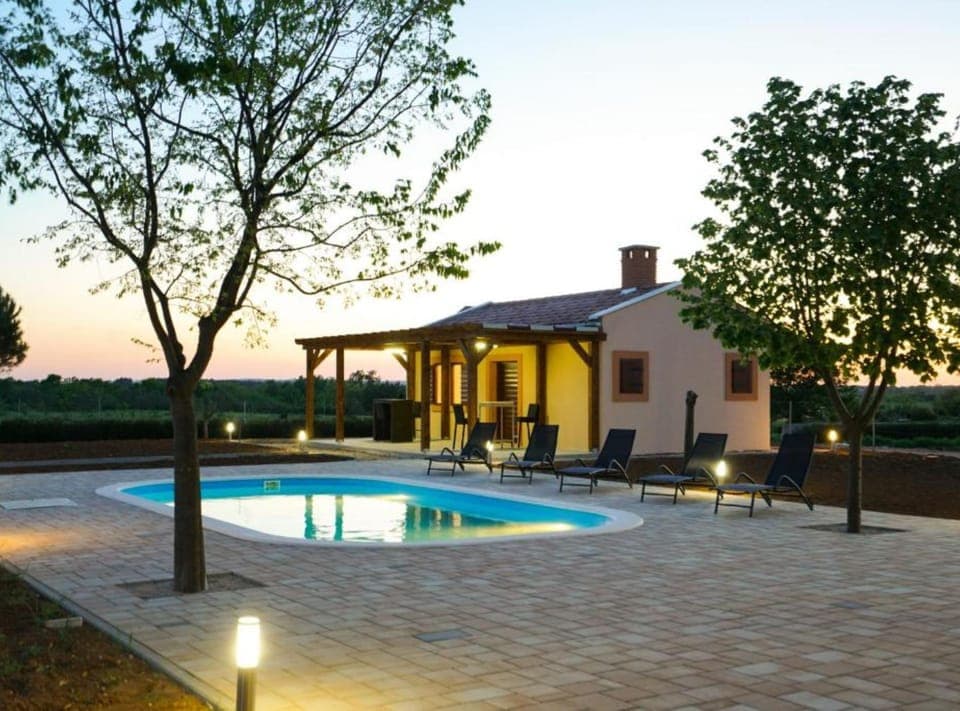 Villa (Three bedroom villa with pool) | Exterior