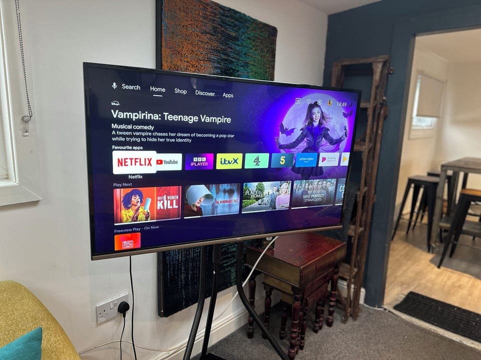 House, 6 Bedrooms, Smoking | Room amenity