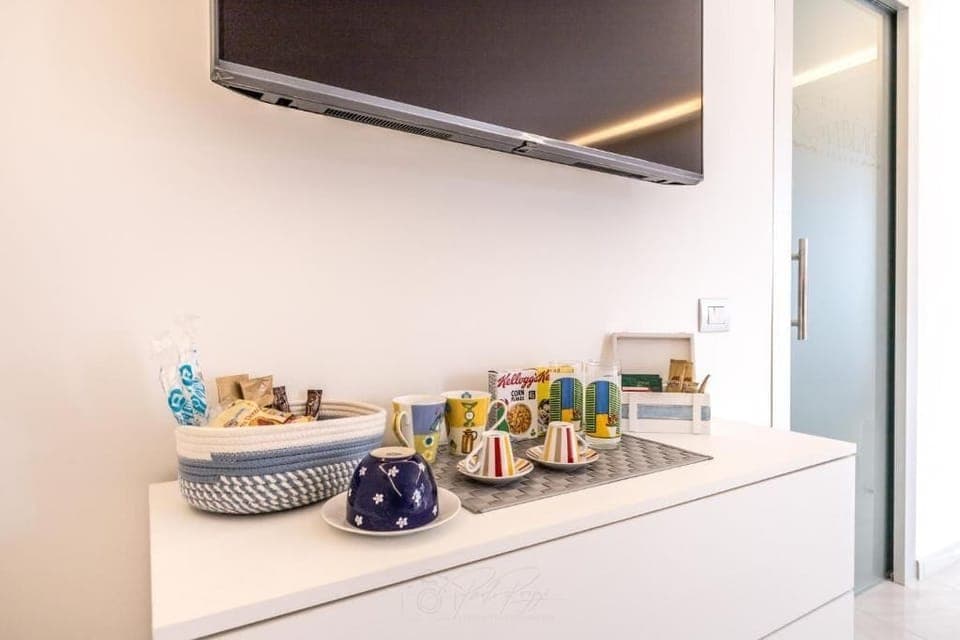 Free daily self-serve breakfast