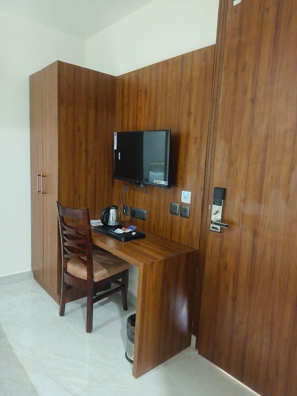 Deluxe Double Room | Free WiFi