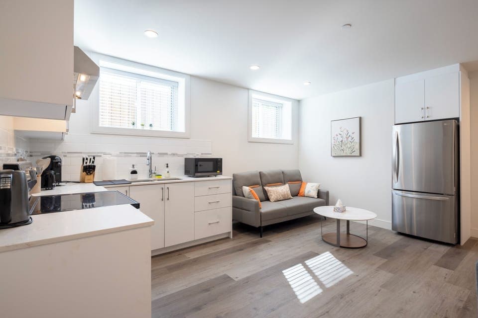 Comfort Apartment, 2 Bedrooms, Kitchen | Living area