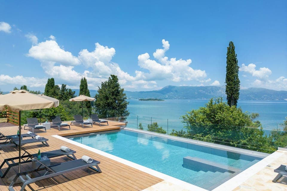 Seasonal outdoor pool, pool umbrellas, sun loungers