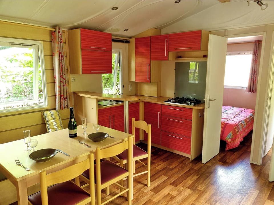 Classic Bungalow | Living area