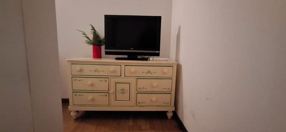 Classic Double or Twin Room | Living area