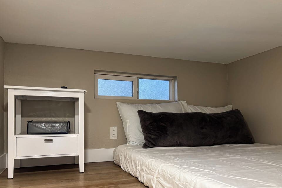 Apartment (1 Bedroom) | Interior