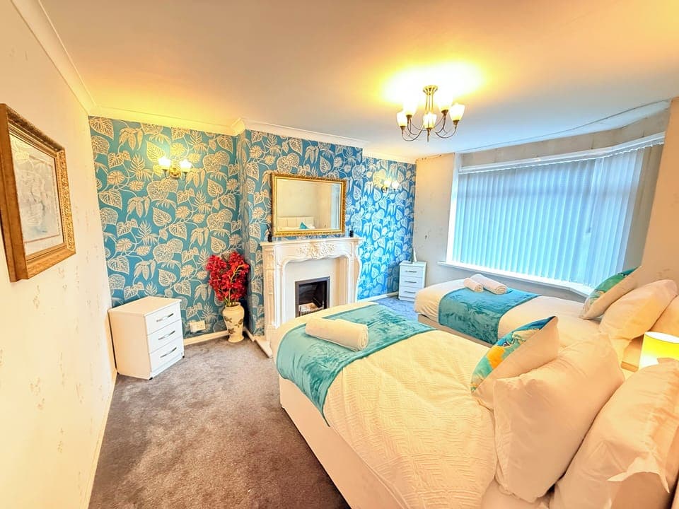 House, 4 Bedrooms, Kitchen, Garden View | Blackout drapes, iron/ironing board, free WiFi