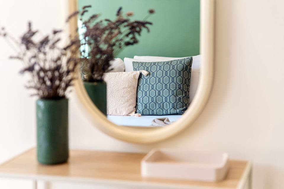 Premium bedding, down comforters, iron/ironing board, cribs/infant beds