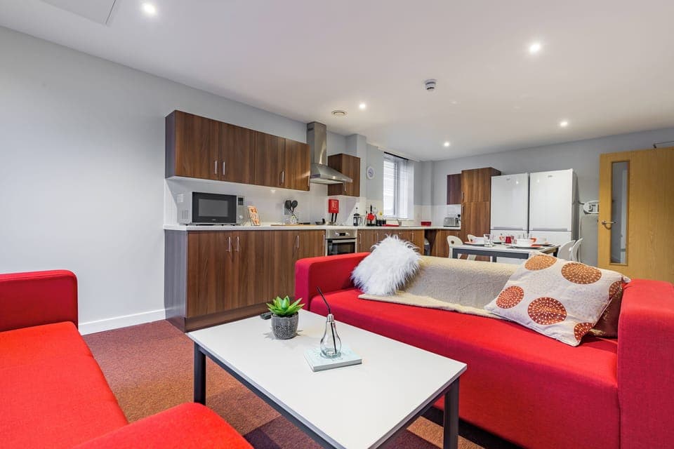 Single Room, Non Smoking | Shared kitchen