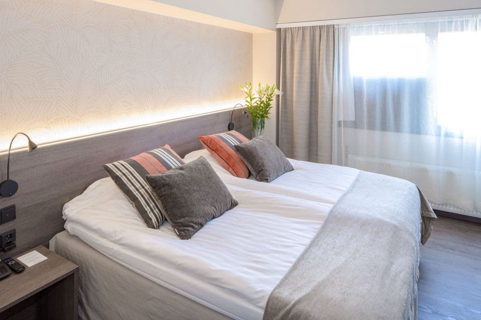 Family Room, 1 King Bed with Sofa bed | Desk, blackout drapes, iron/ironing board, free WiFi