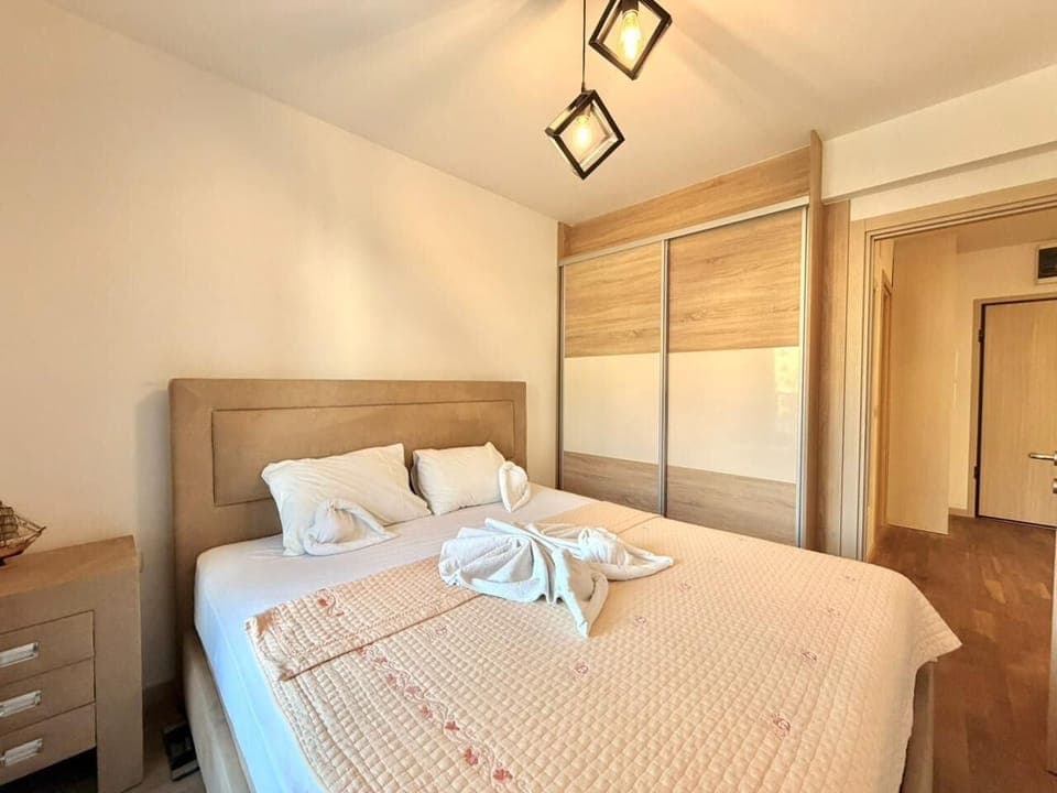 Luxury Apartment, Balcony, City View | Free WiFi