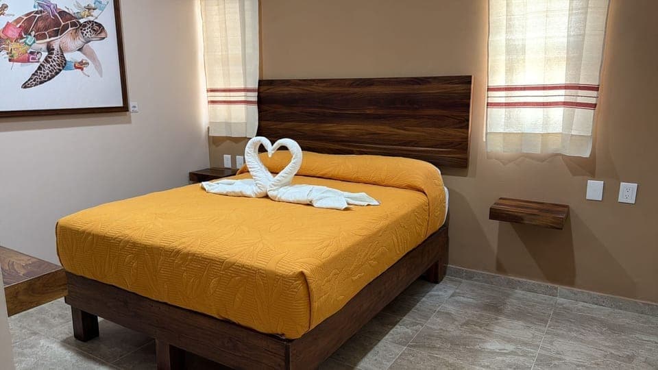 Deluxe Room | Free WiFi, bed sheets