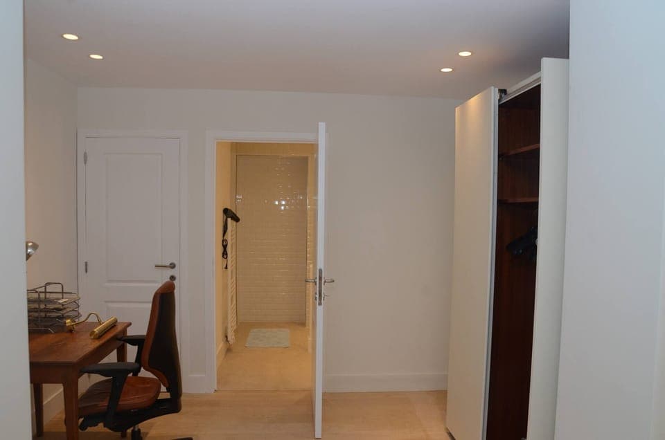 Apartment, 3 Bedrooms, Balcony | Interior