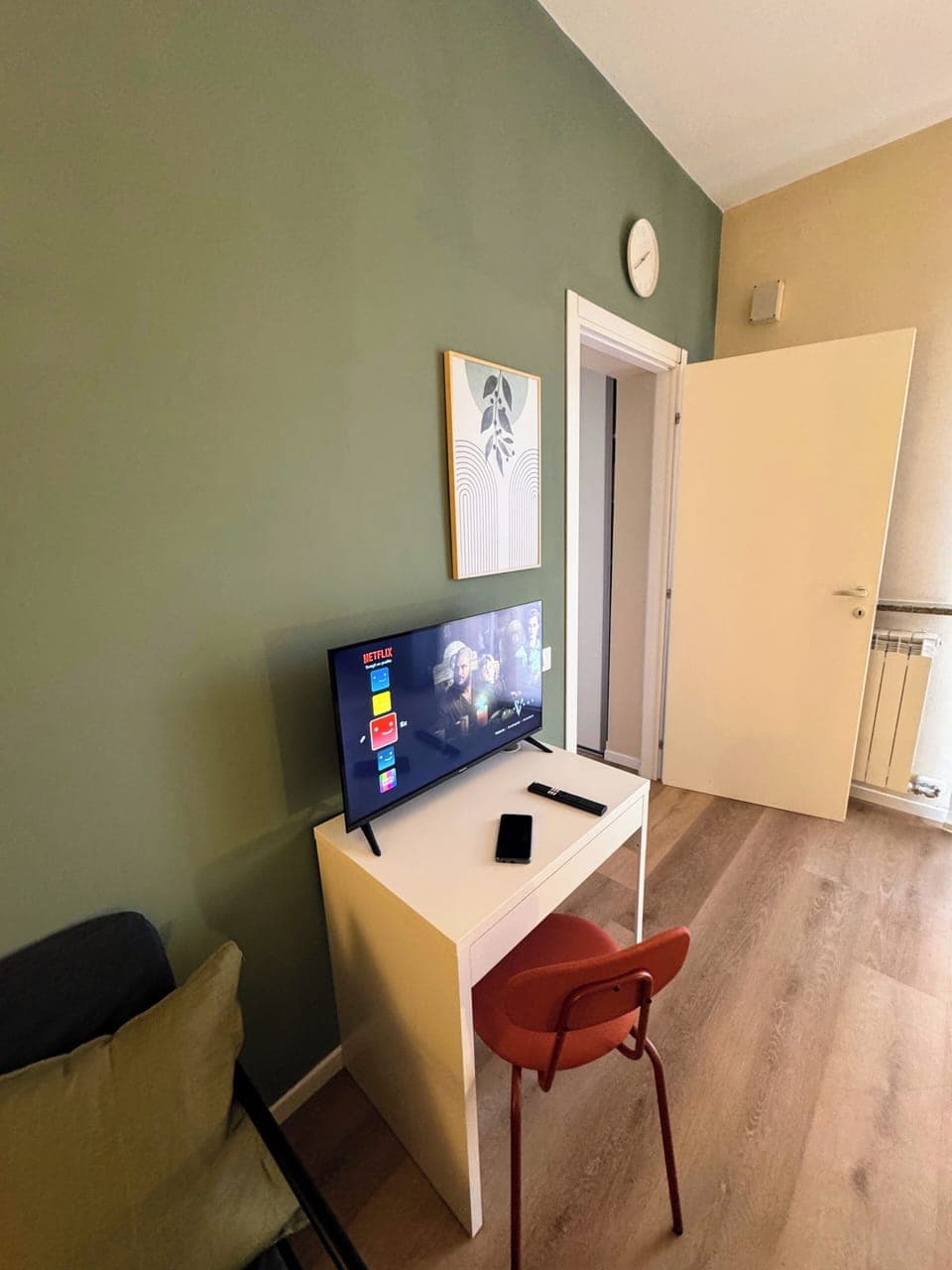 Apartment, 2 Bedrooms, Private Bathroom | Minibar, desk, laptop workspace, blackout drapes