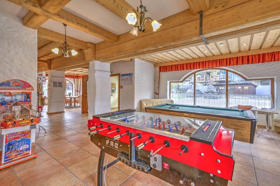Apartment | Game room
