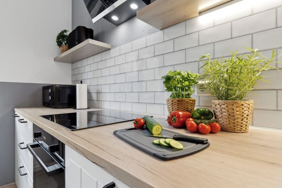 Apartment, City View | Private kitchen | Espresso maker, coffee/tea maker, electric kettle, highchair