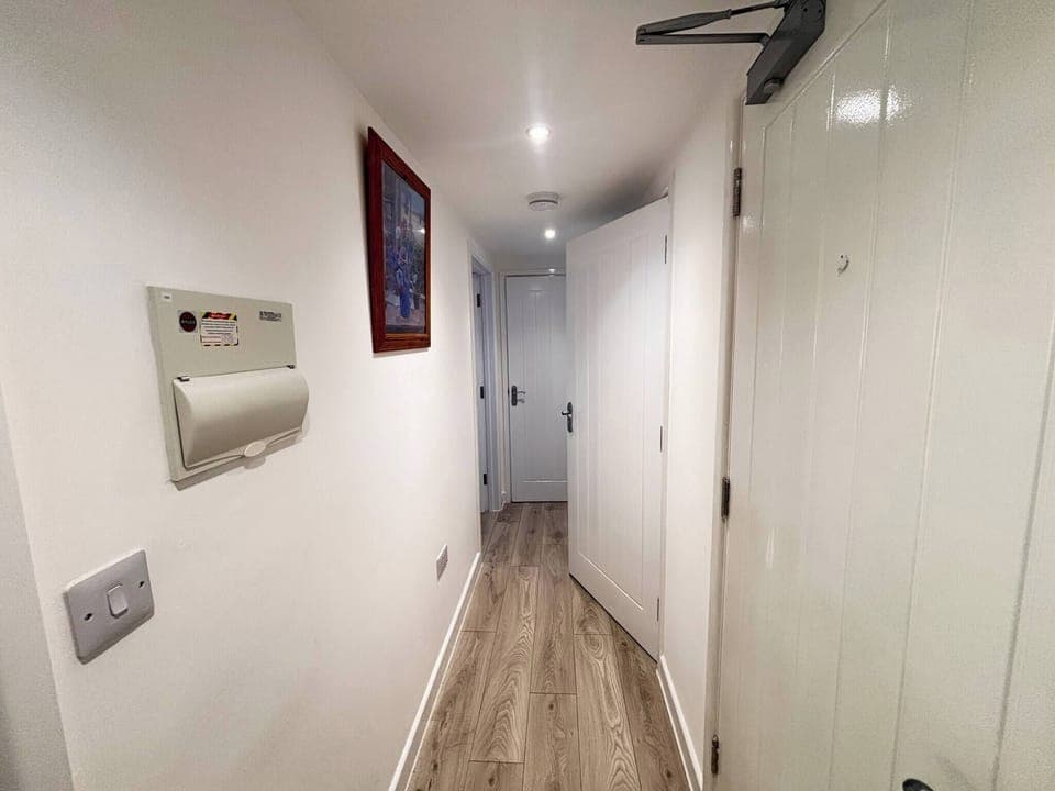 Apartment, 2 Bedrooms | Interior