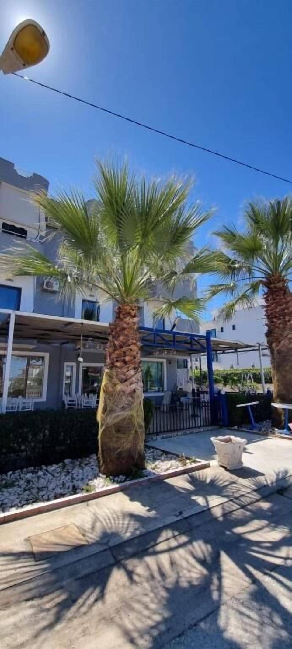 Quadruple Room | Desk, bed sheets