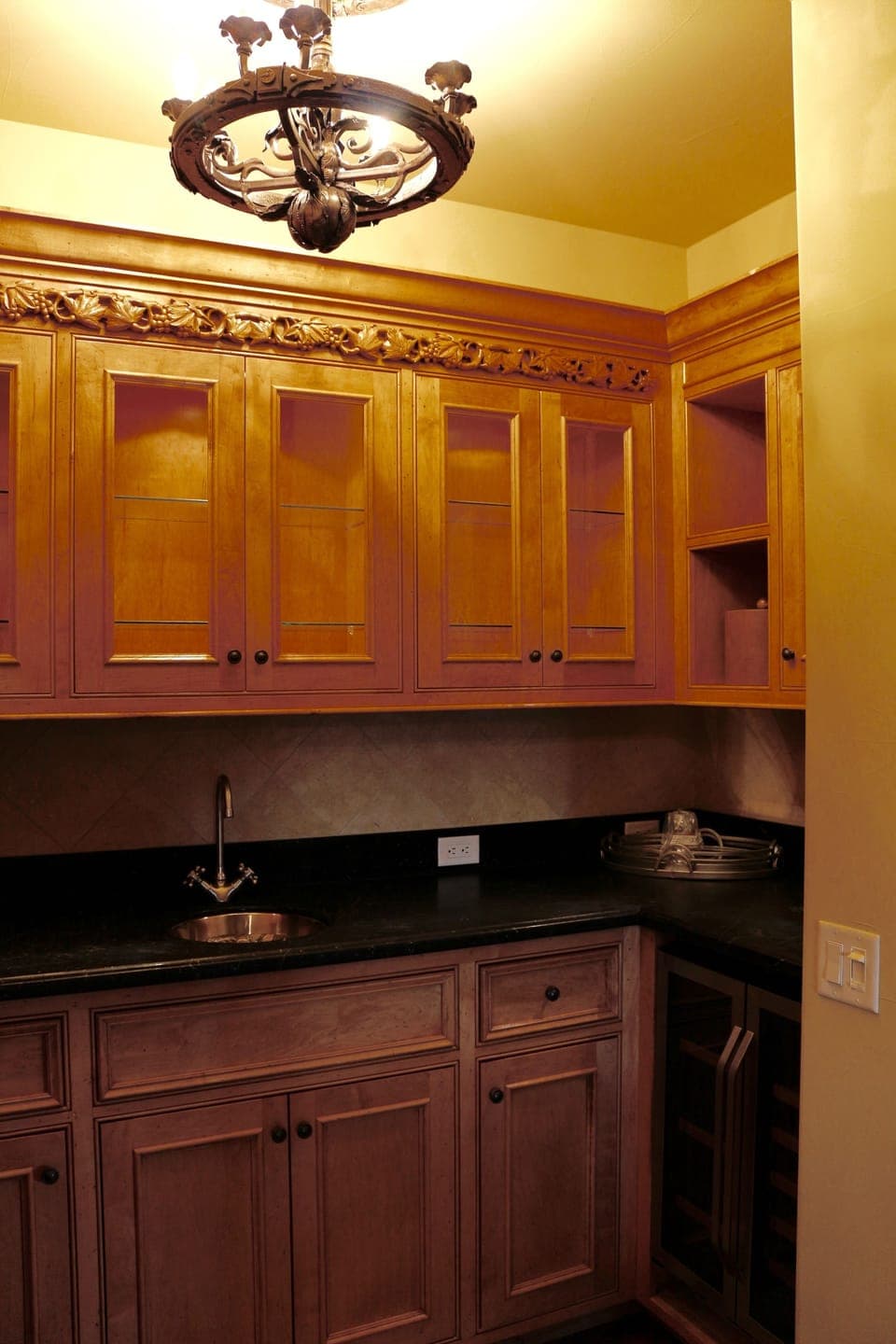 Winemaker's Residence, 2 Bedrooms, Hot Tub, Vineyard View | Premium bedding, in-room safe, individually decorated