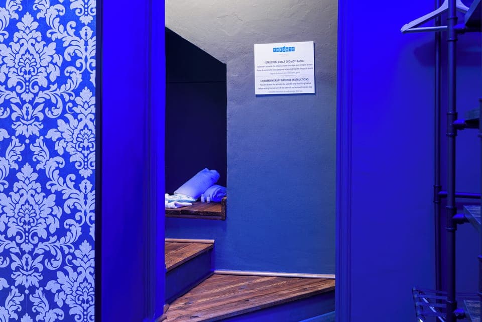 Suite | Bathroom | Hair dryer, bidet, towels, soap