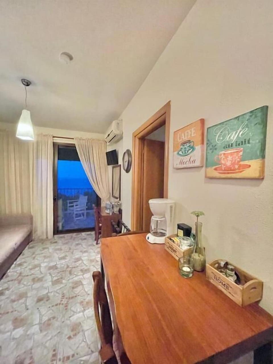 Apartment, Balcony, Sea View | Interior