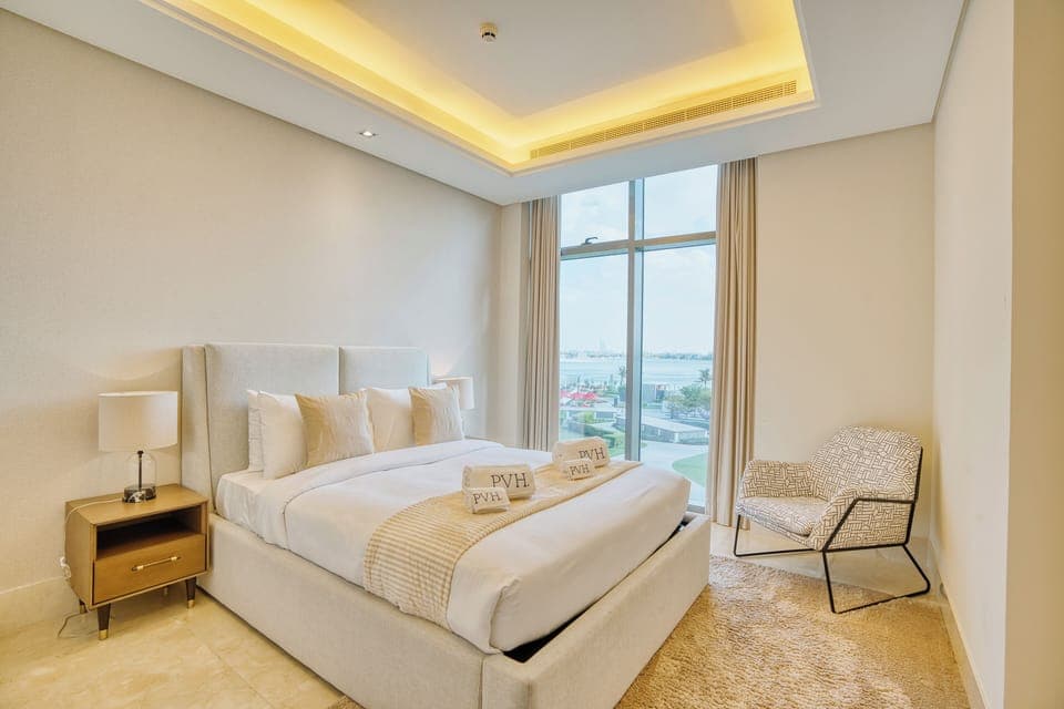 Luxury Apartment, Multiple Beds, Sea View, Beachfront | In-room safe, blackout drapes, soundproofing, iron/ironing board