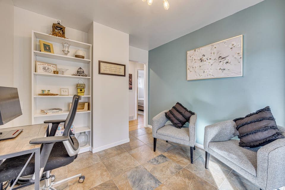 House (2 Bedrooms) | Interior