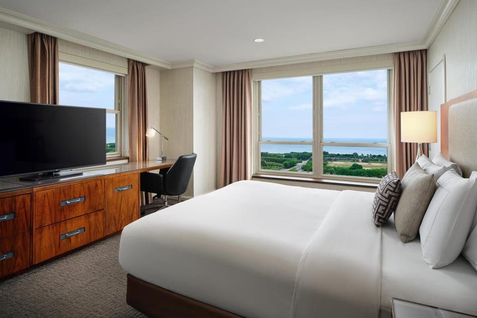 Premium bedding, pillowtop beds, in-room safe, individually decorated