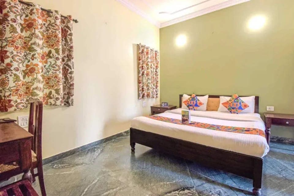 Deluxe Room | Egyptian cotton sheets, premium bedding, free WiFi, bed sheets