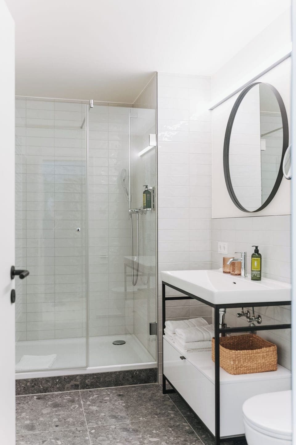 Standard Studio | Bathroom | Shower, hair dryer, slippers, towels