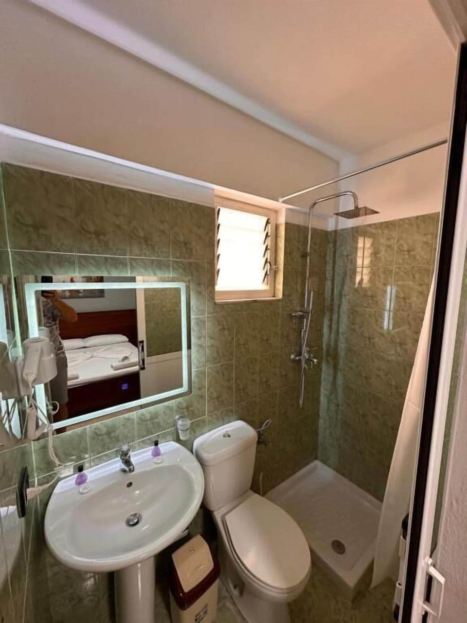 Double Room, Balcony | Bathroom