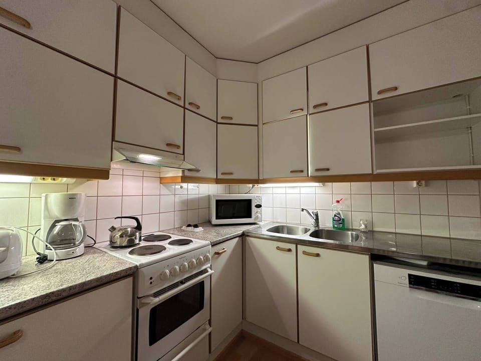 Apartment, 2 Bedrooms, Balcony, City View | Interior