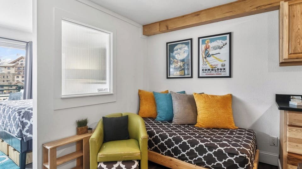 Apartment (1 Bedroom) | Interior