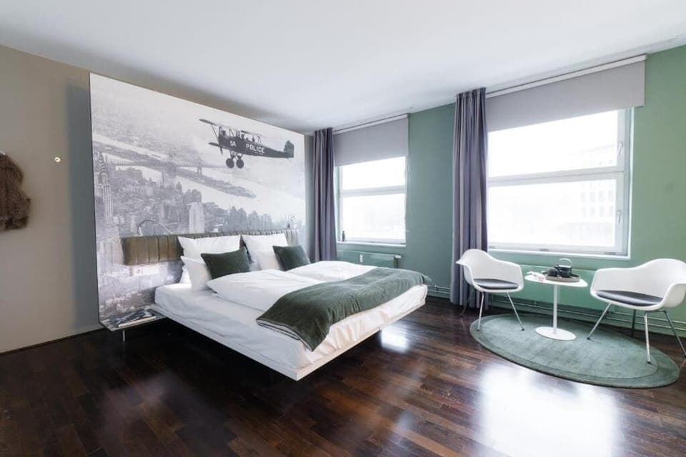 In-room safe, laptop workspace, blackout drapes, soundproofing