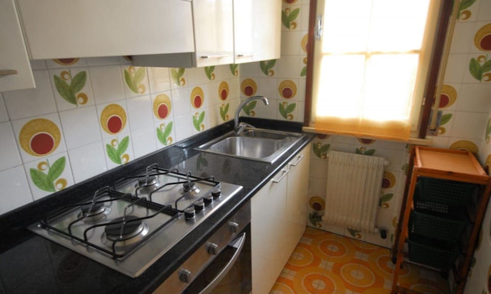 Villa, 2 Bedrooms, Patio, Garden View | Interior