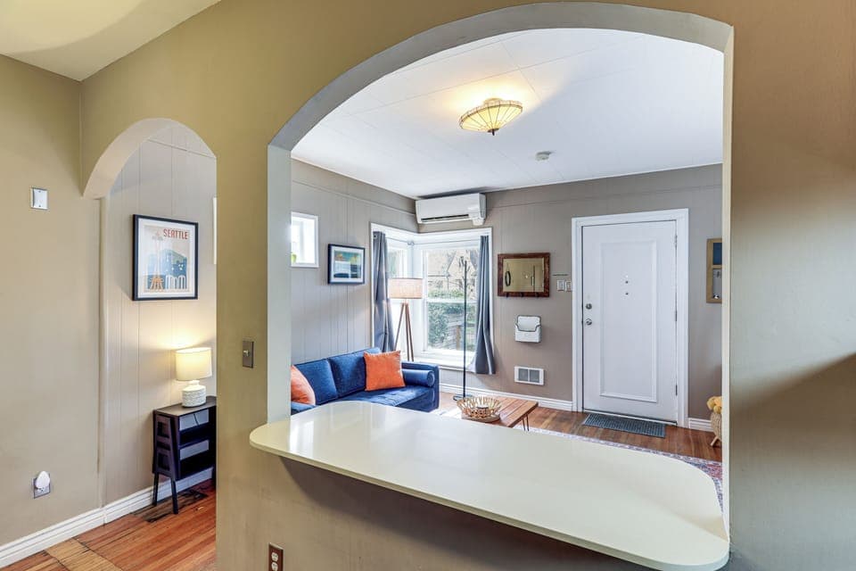 House (1 Bedroom) | Interior