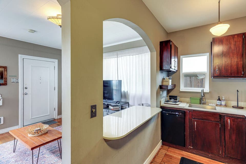 House (1 Bedroom) | Interior